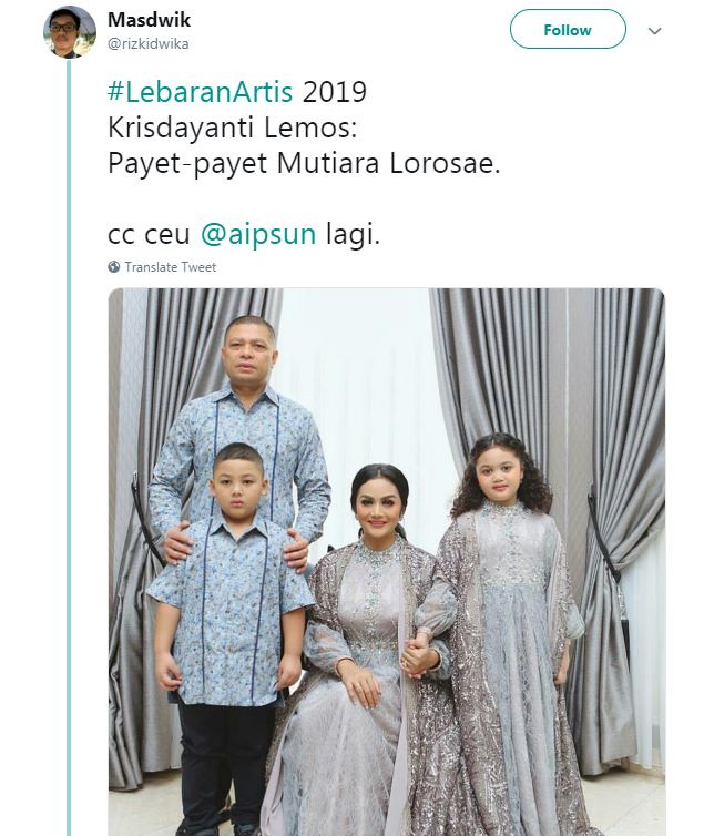 15 Review lucu seragam Lebaran seleb ala netizen ini kocak
