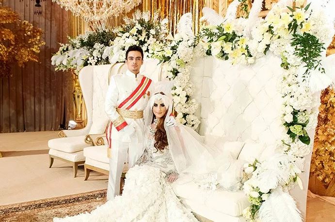 9 Potret kehidupan glamor Tasyi Athasyia kembaran Tasya Farasya