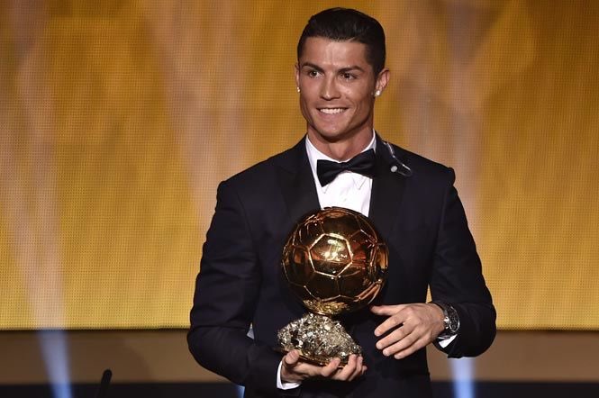 11 Prestasi Cristiano Ronaldo yang tak bisa diraih Lionel Messi