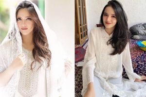 9 Potret kemiripan Rhesma Anissa dengan Nia Ramadhani, bak kembar