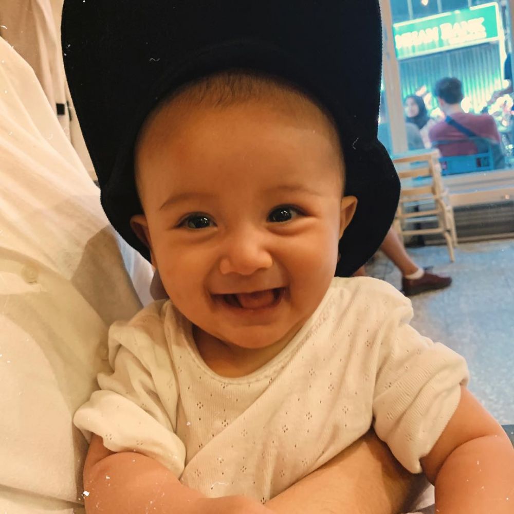 10 Anak seleb ini punya Instagram sejak lahir, pengikutnya jutaan