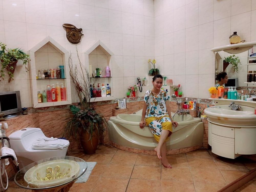 Potret kamar mandi rumah Inul Daratista di Pasuruan, curi perhatian