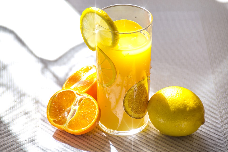 5 Jus buah mengatasi asam urat, alami dan ampuh