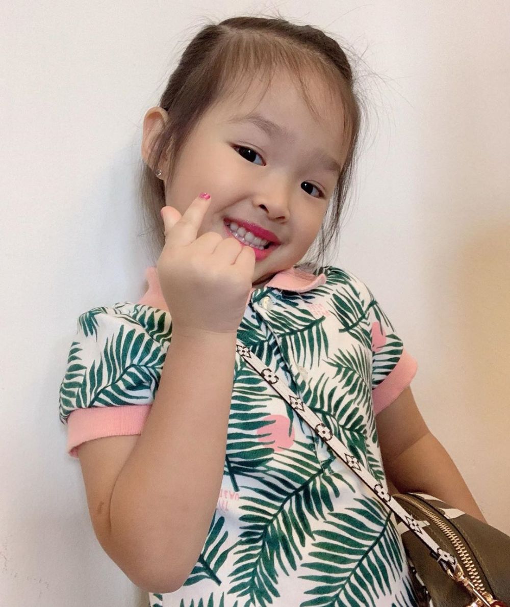 8 Potret Thalia Putri Onsu disebut mirip Jennie Blackpink