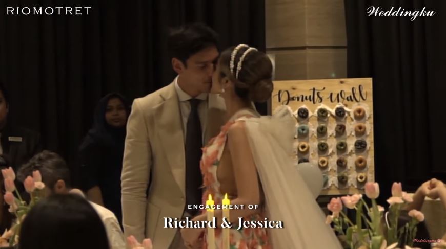 Tunangan, ini momen manis ciuman Jessica Iskandar & Richard Kyle