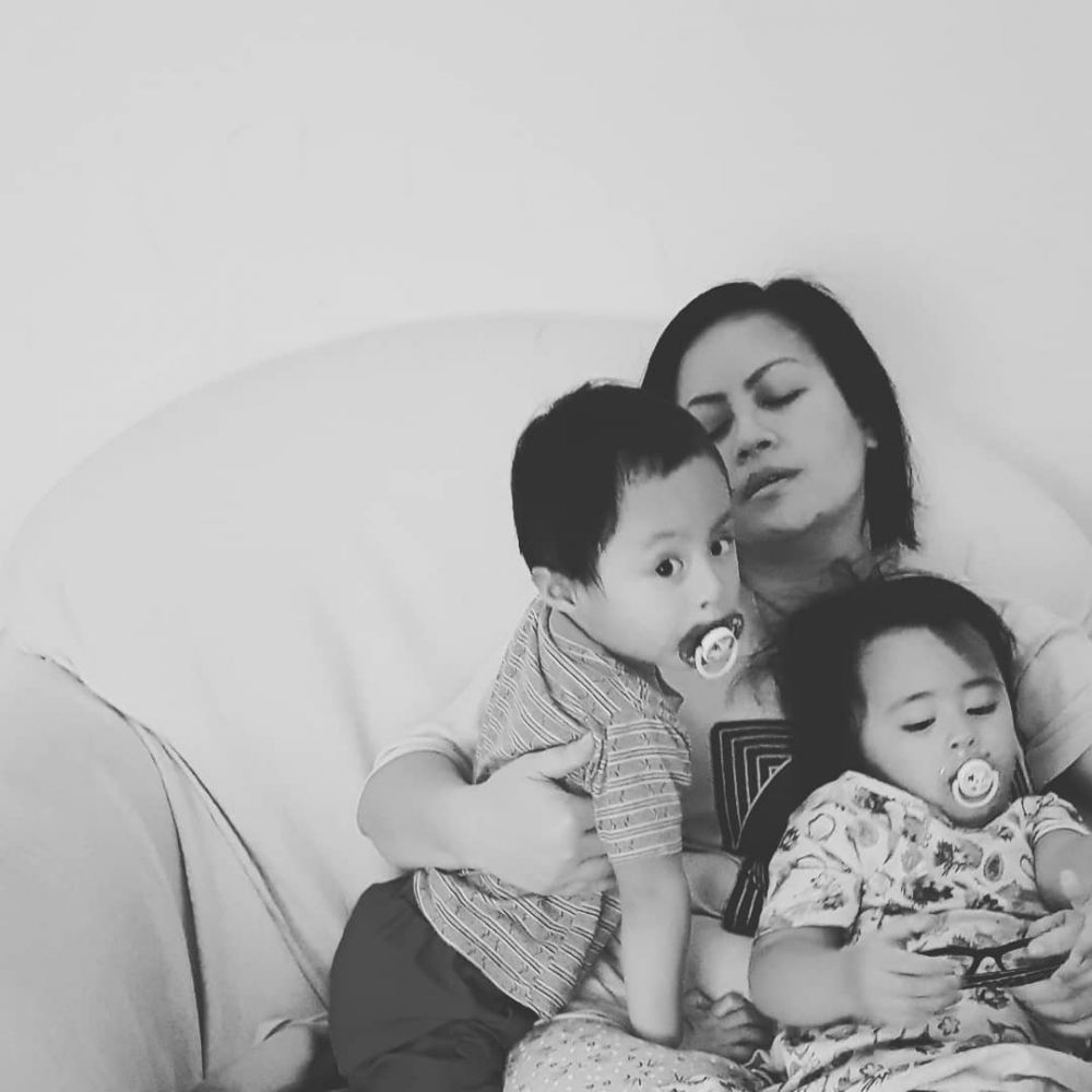 Kisah haru 10 seleb lahiran sebelum 9 bulan hamil, terbaru Aura Kasih
