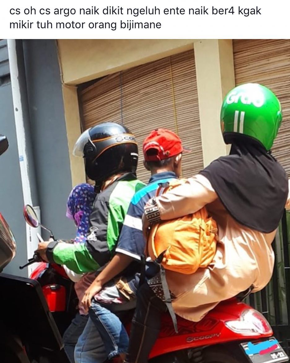 12 Momen absurd driver ojek online boncengin penumpang ini kocak