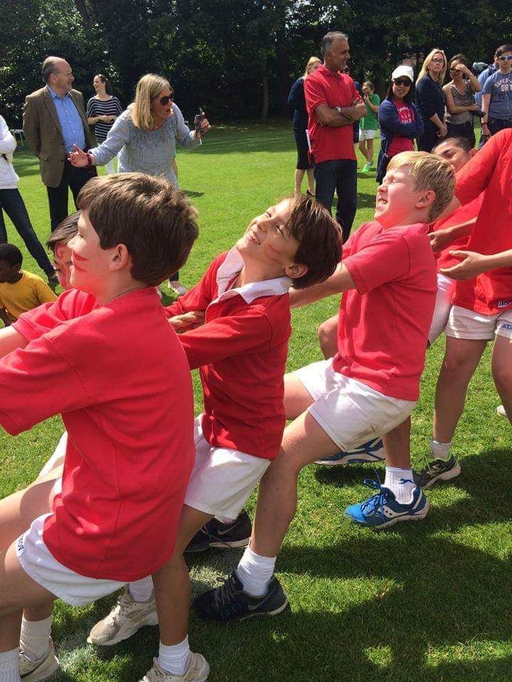 12 Potret Frederik Kiran, cucu Soekarno yang berparas bule