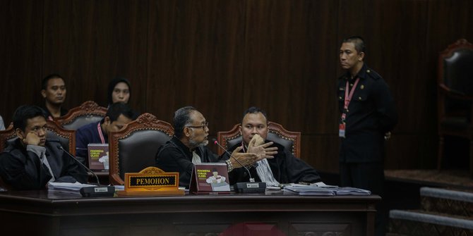 Kuasa hukum Prabowo menarik alat bukti yang tak sesuai aturan
