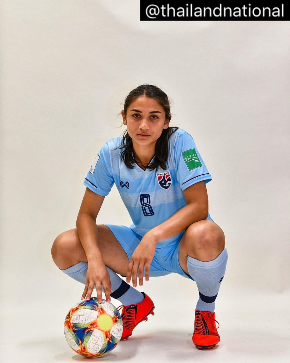 Kecantikan 9 pesepak bola di Piala Dunia Wanita ini bikin gagal fokus