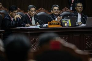 Saksi kubu Jokowi ditegur hakim: siap salah yang mulia