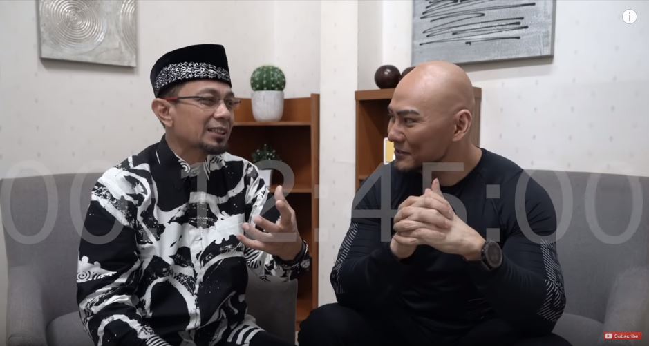 5 Momen Deddy Corbuzier mendiskusikan Islam sejak sebelum mualaf