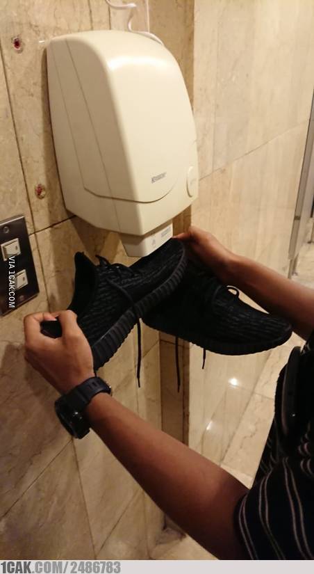 11 Foto lucu life hack di kamar mandi ini mengundang senyum