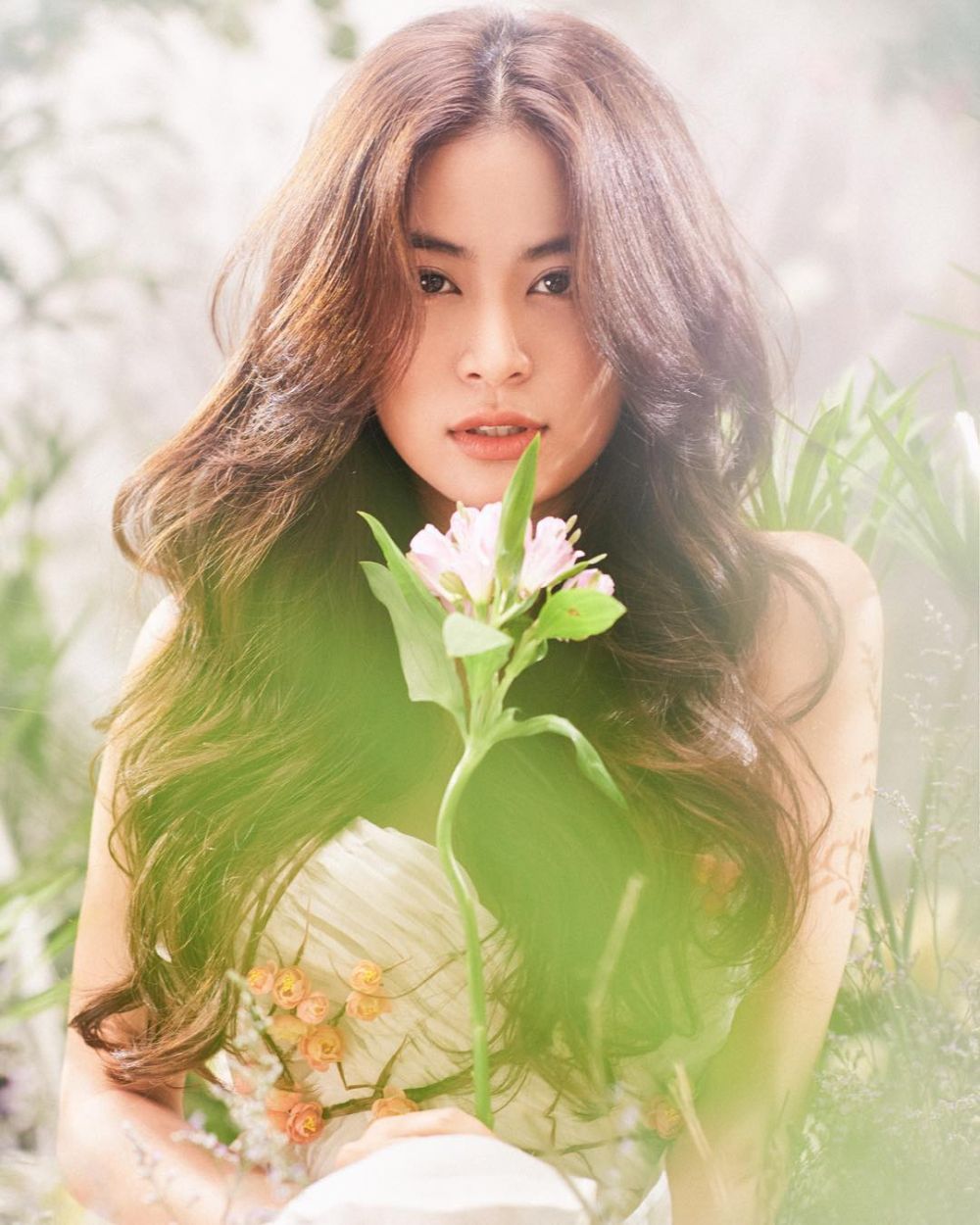 10 Artis cantik Vietnam ini curi perhatian, bikin susah kedip