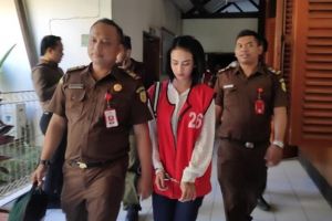 Vanessa Angel divonis 5 bulan penjara, terbukti sebar video asusila