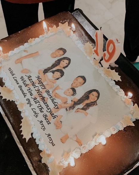 7 Momen kejutan ulang tahun Azriel Hermansyah