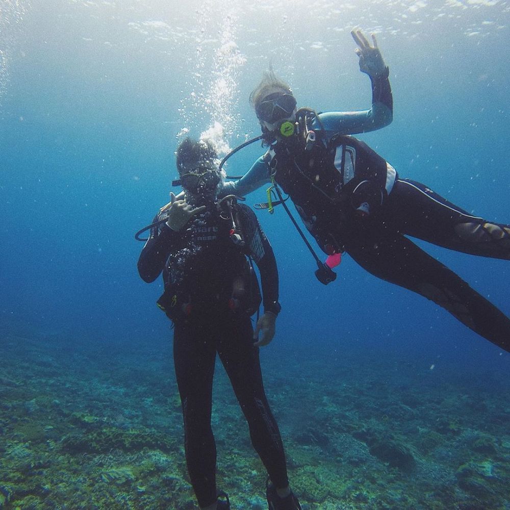 Mulai go public, Rob Clinton unggah foto bareng dengan Chelsea Islan