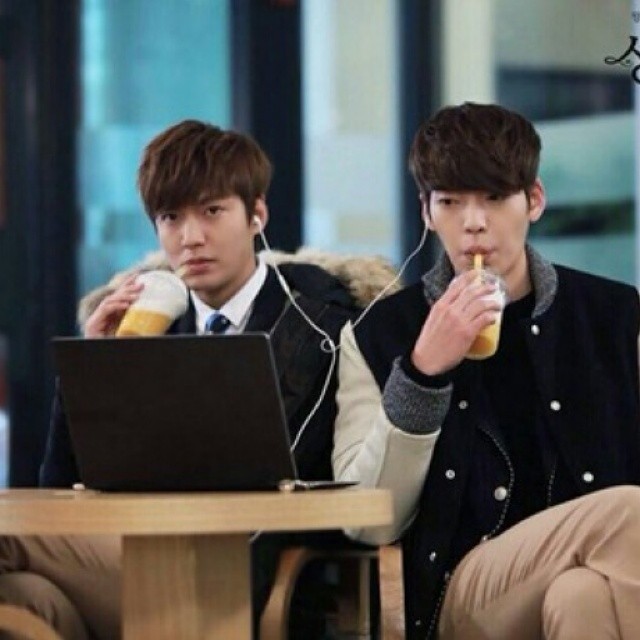15 Drama Korea dengan bromance couple terfavorit