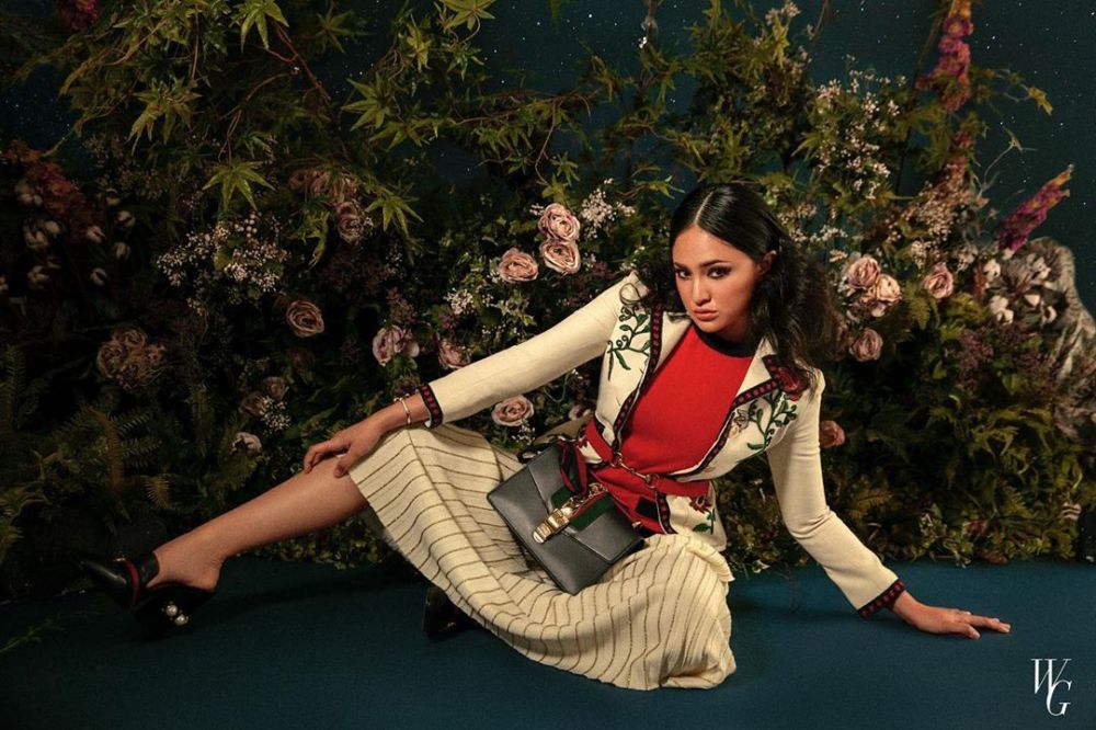 10 Gaya pemotretan Marshanda bermakeup tebal, mirip seleb Hollywood