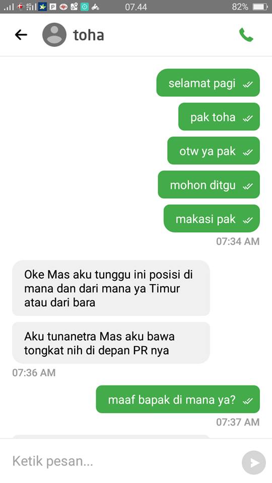 Curhat driver ojek online dapat penumpang tunanetra, bikin haru