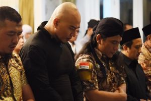 Momen Deddy Corbuzier jalani salat Jumat pertama, ngaku deg-degan