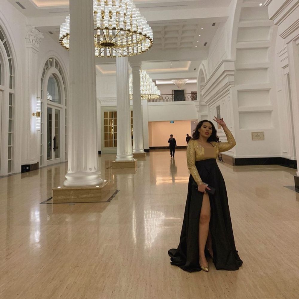 Beda gaya 9 anak seleb saat promnight, Zahwa Massaid jadi sorotan