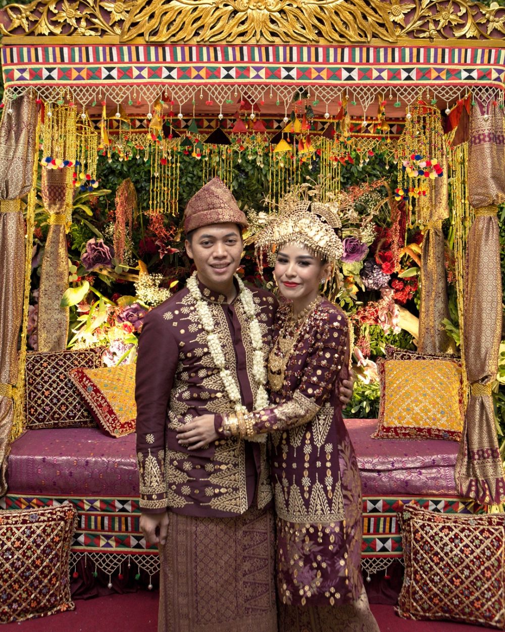 Beda gaya pernikahan 5 anak pejabat Indonesia, curi perhatian