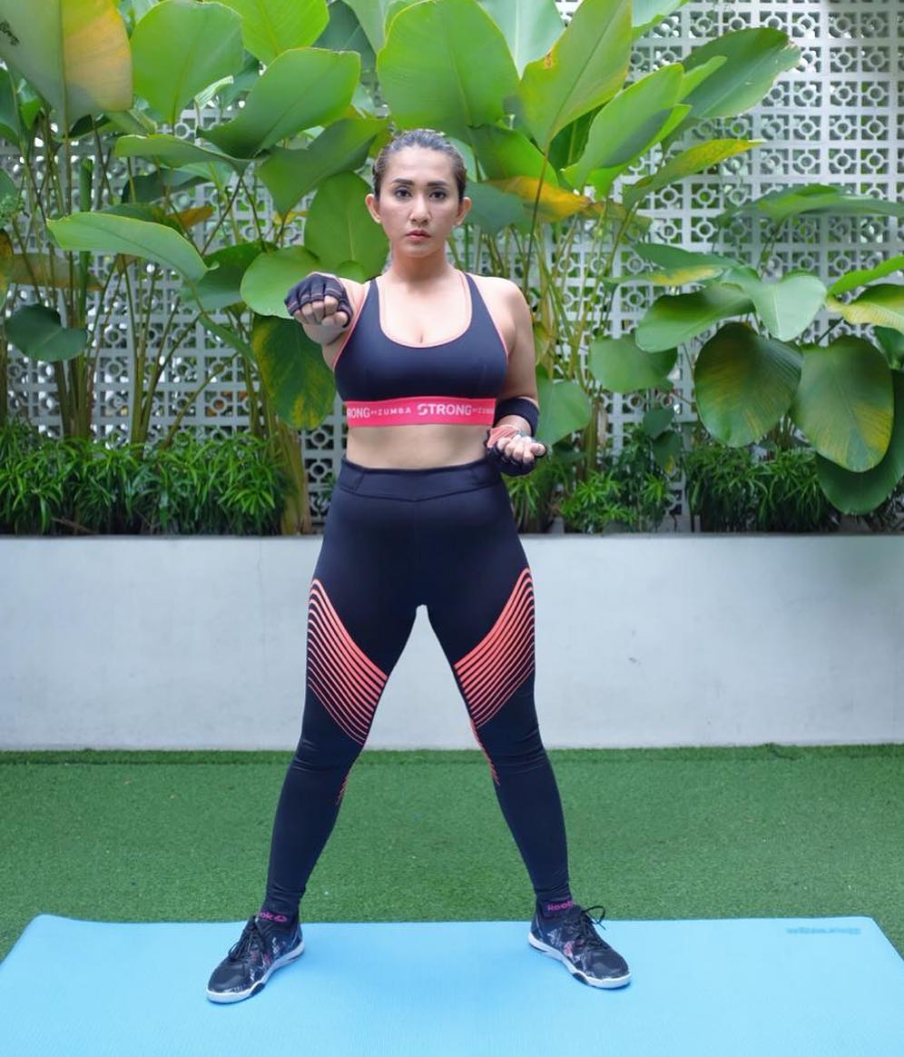 Dulu identik peran ART, ini 8 potret terbaru Cut Memey