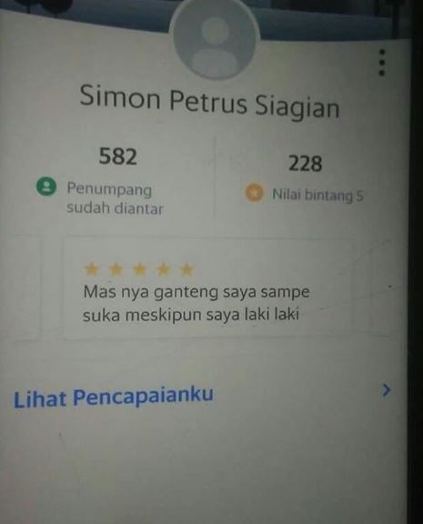 7 Curhat lucu penumpang baper sama driver ojek online ganteng