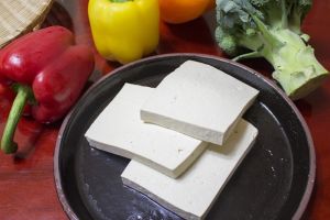 Ini cara menyimpan tahu agar tahan lebih lama