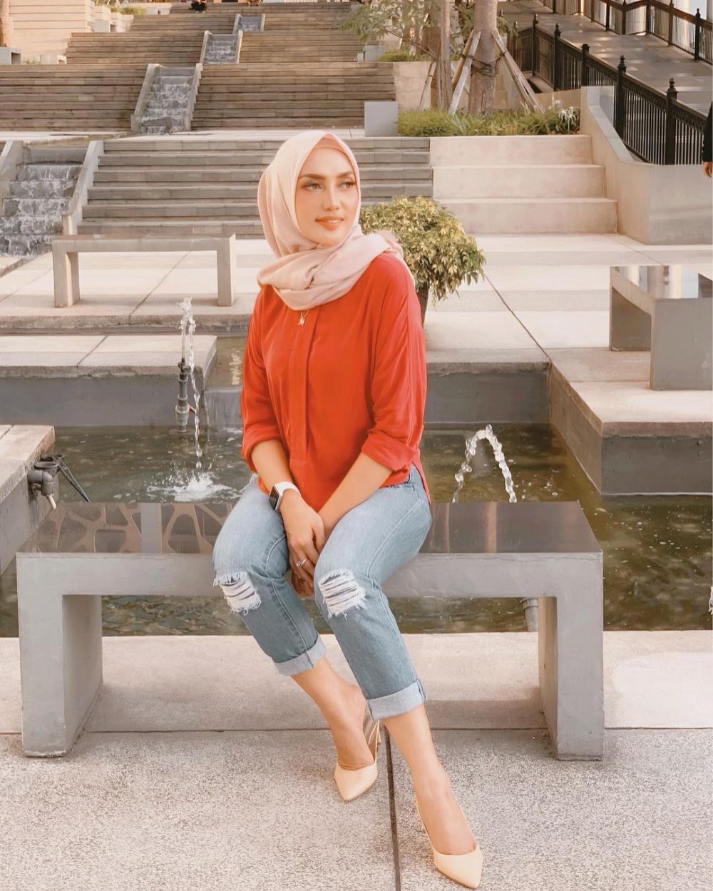 Beda gaya 5 peserta MasterChef pakai celana sobek-sobek, stylish abis