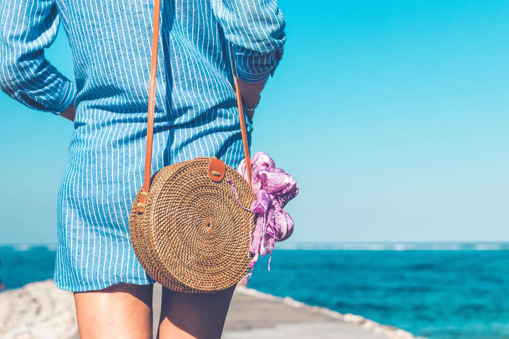 Tips memilih tas yang cocok digunakan saat liburan musim panas