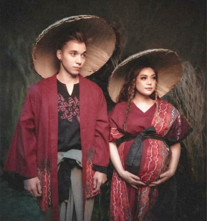 7 Potret maternity anak kedua Celine Evangelista, bak lukisan