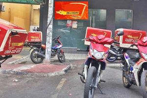 Tidak ada driver delivery, reaksi manager restoran ini tuai pujian