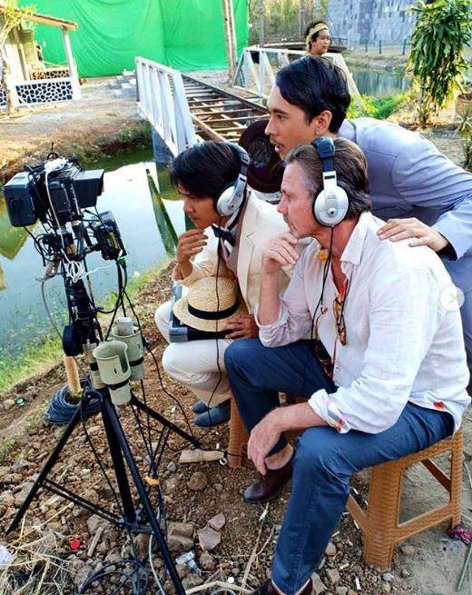 8 Momen di balik layar film Bumi Manusia, bikin makin penasaran