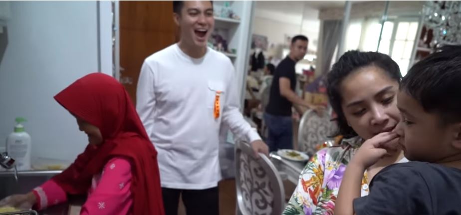 10 Momen Nenek Iro & Baim Wong, dipertemukan dengan artis idola