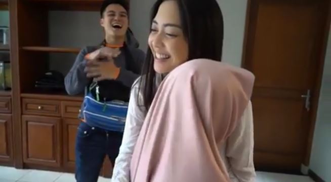 10 Momen Nenek Iro & Baim Wong, dipertemukan dengan artis idola