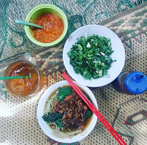 21 Warung mi ayam paling hits di Jogja, enak dan murah