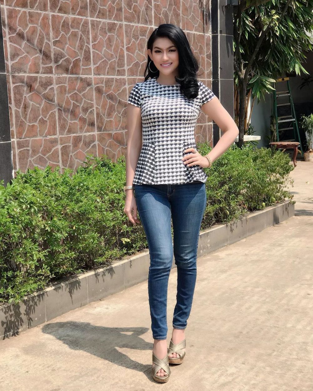 10 Pesona Sania Velova, pesinetron cantik adik Barbie Kumalasari