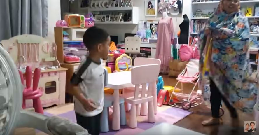 Penampakan ruang bermain 7 anak seleb, koleksinya bikin melongo