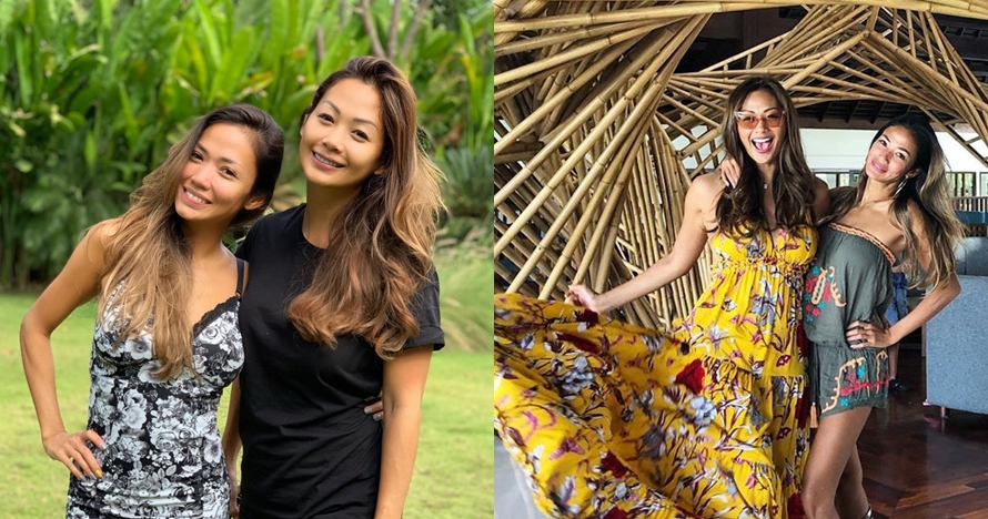 21 Tahun bersahabat, ini 11 potret Shanty & Indah Kalalo bak kembar