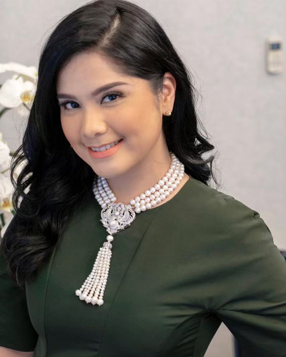 Kisah 7 seleb dampingi orangtua terjerat kasus hukum, bakti anak