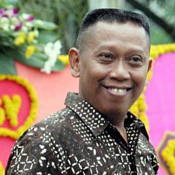 6 Seleb terkenal ini dulunya berprofesi sopir, ada Galih Ginanjar