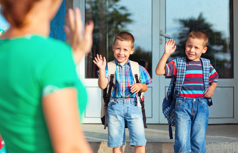 Hari pertama sekolah, ini 7 cara mengatasi anak yang rewel