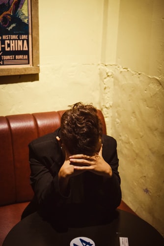 8 Dampak buruk sering menggunakan headset bagi kesehatan