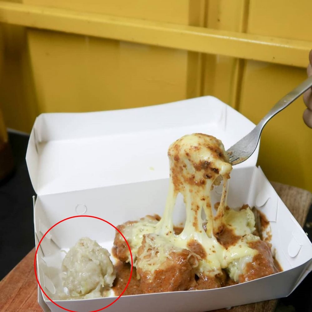 9 Momen tak terduga saat beli makanan ini ujungnya apes