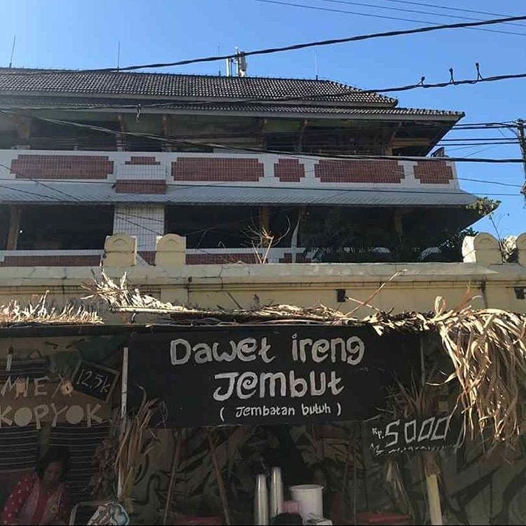 11 Tulisan lucu gerobak pedagang es, absurd bikin mikir dua kali