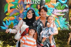 Fairuz dilecehkan, ini 4 ekspresi dukungan Sonny Septian ke istri