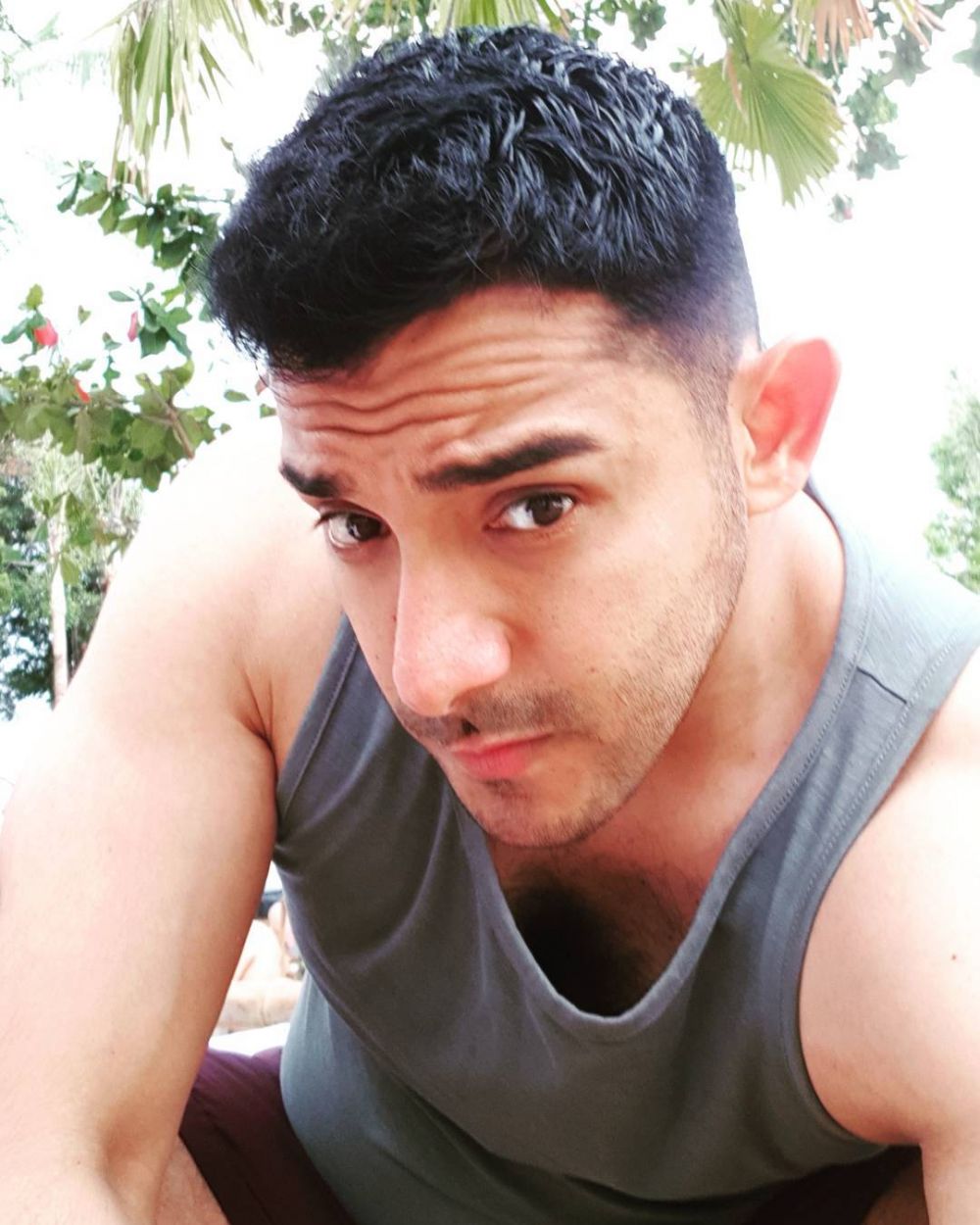 12 Pesona Abdulla Alwi, calon suami Tania Nadira yang berdarah Arab