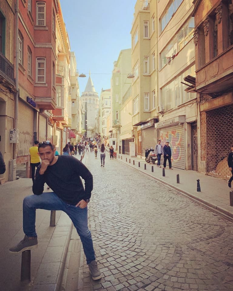 12 Pesona Abdulla Alwi, calon suami Tania Nadira yang berdarah Arab